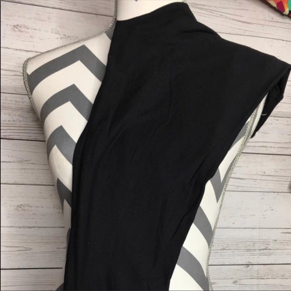 LuLaRoe Pants - LuLaRoe OS black leggings